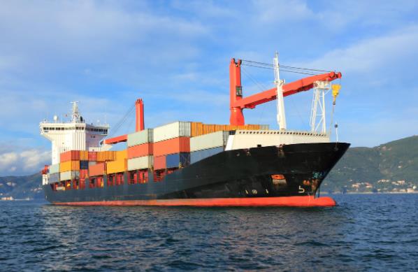 上海貨代面向全社會服務(wù)，是貨主和運力供給者之間的橋梁和紐帶