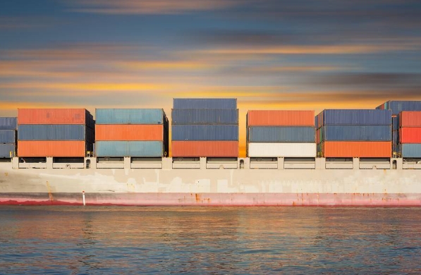 貨運代理提供了便捷高效的貨運服務，也為全球貿易繁榮做出重要貢獻