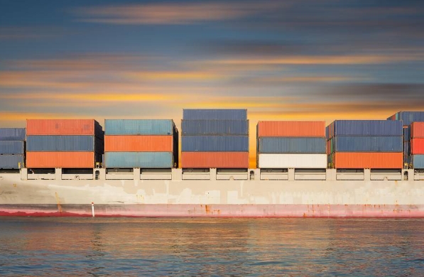 巴西是南美洲大的經(jīng)濟(jì)體，擁有得天獨(dú)厚的自然資源和廣闊的市場(chǎng)空間